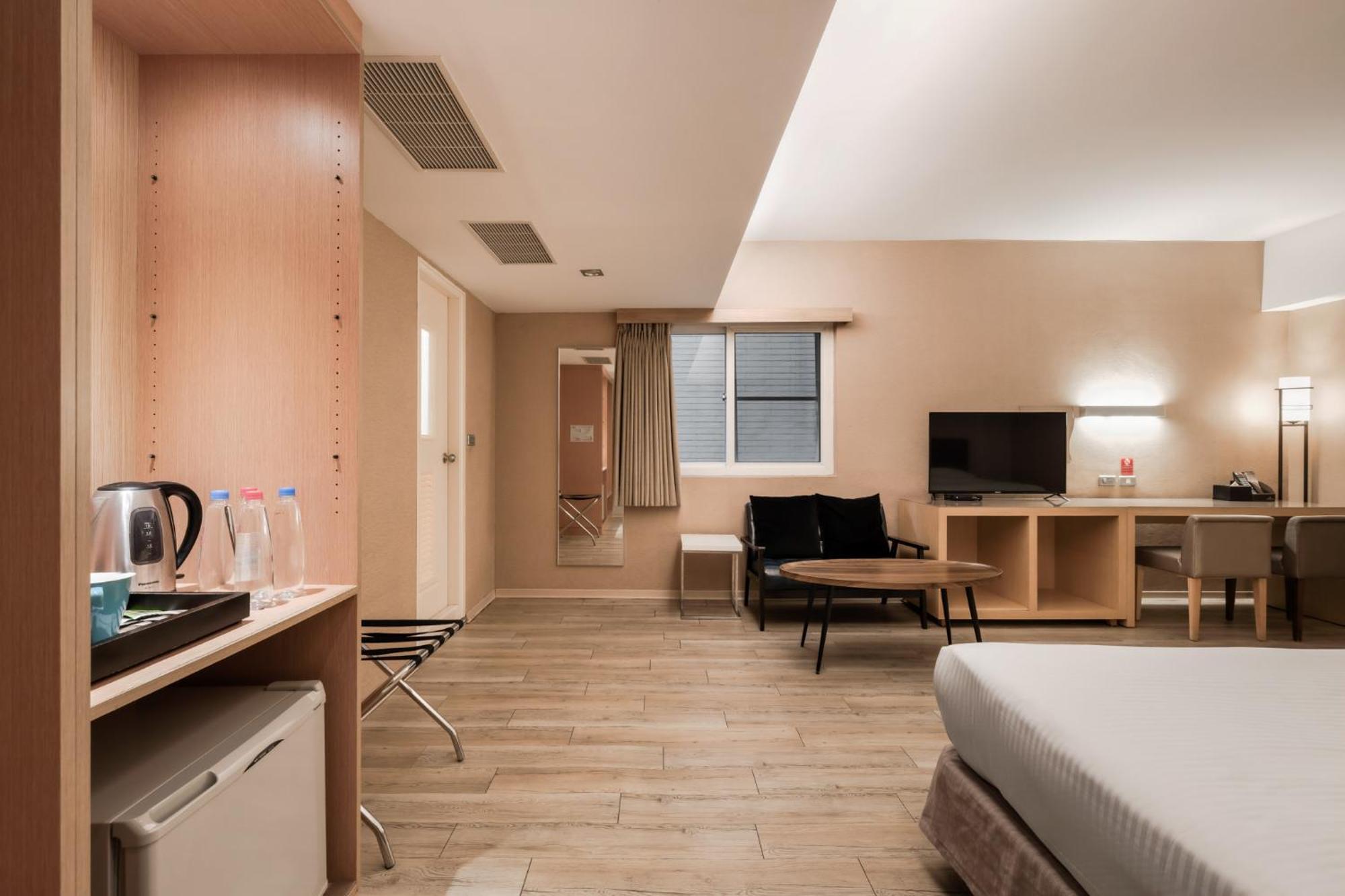 The Riverside Hotel Esthetics Καοσιούνγκ Εξωτερικό φωτογραφία
